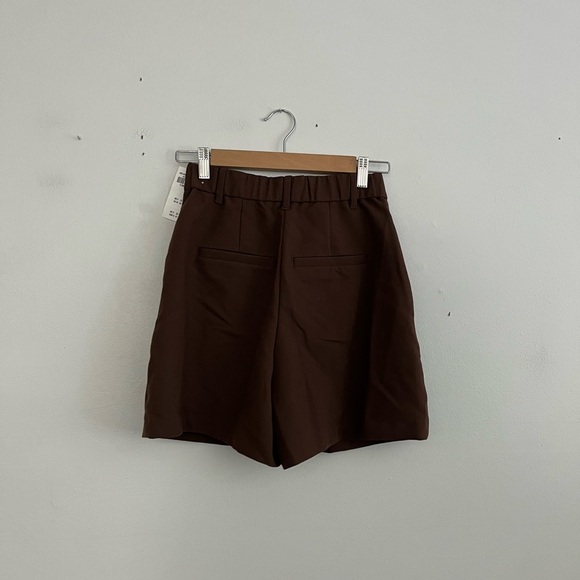 Abercrombie & Fitch NWT Brown Women's High Rise Pleated Trouser Shorts - Picture 7 of 7